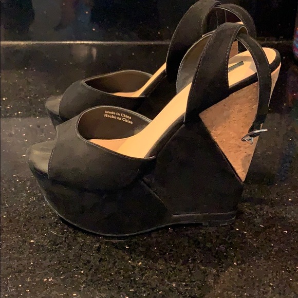 Platform shoes - Picture 4 of 4